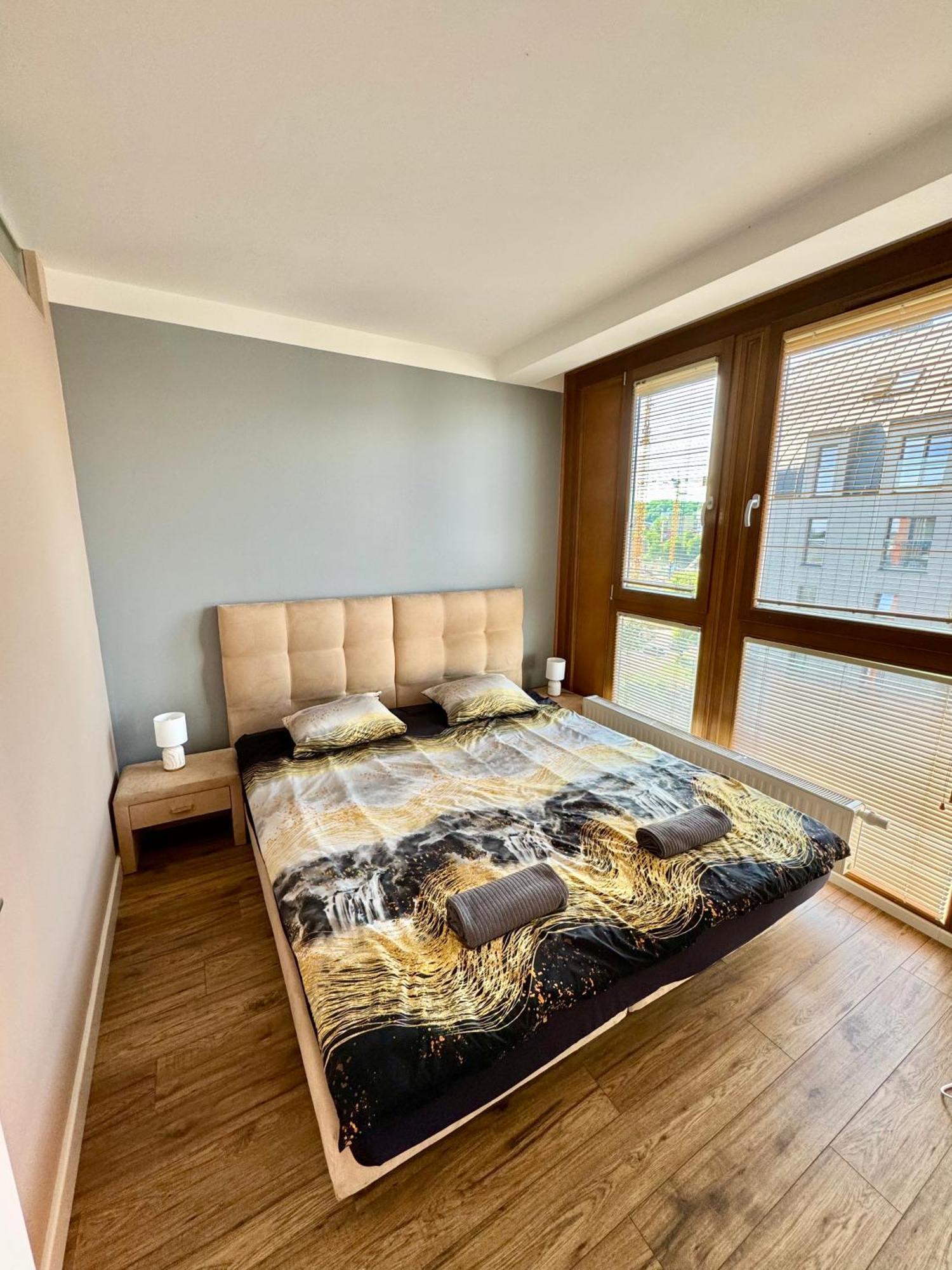 3-Rooms Apartment With Balcony By The Oldtown Gdańsk Kültér fotó