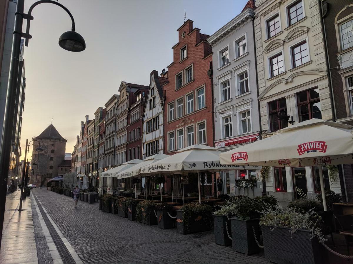 3-Rooms Apartment With Balcony By The Oldtown Gdańsk Kültér fotó